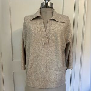 H&M v-neck sweater size s